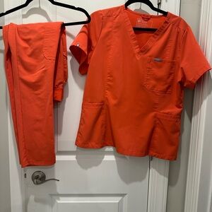 FIGS scrubset in color Fireside.